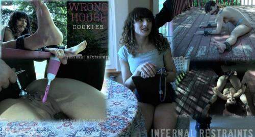 Dakota Marr starring in Wrong House: Cookies - InfernalRestraints (SD 478p)