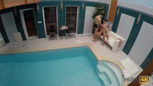 Anna Rose starring in Sex adventures in private swimming pool - Hunt4k (UltraHD 4K 2160p)