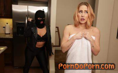 Carter Cruise, Jenna Sativa starring in Affront With A Friendly Weapon - DigitalPlayground (FullHD 1080p)