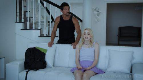 Chloe Cherry starring in Family Favors Scene 3 - FamilySinners (FullHD 1080p)
