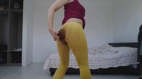 Thefartbabes starring in Yellow Tights Slap Messy - ScatShop (HD 720p / Scat)