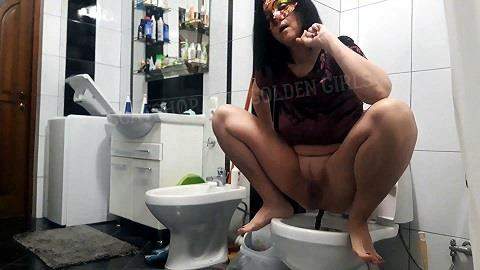 Svetlana starring in Another morning toilet of Tatiana - ScatShop (FullHD 1080p / Scat)