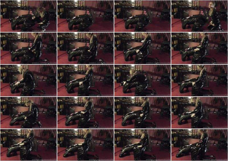 Using My Rubber Piggy On The Floor. - Clips4sale (HD 720p)