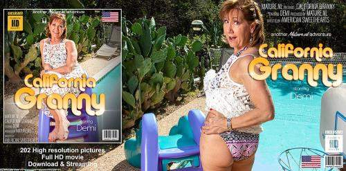 Demi (61) starring in Californian Granny Demi loves getting hot in the sun - Mature.nl (FullHD 1080p)