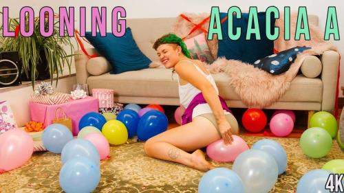 Acacia A starring in LOONING - GirlsOutWest (FullHD 1080p)