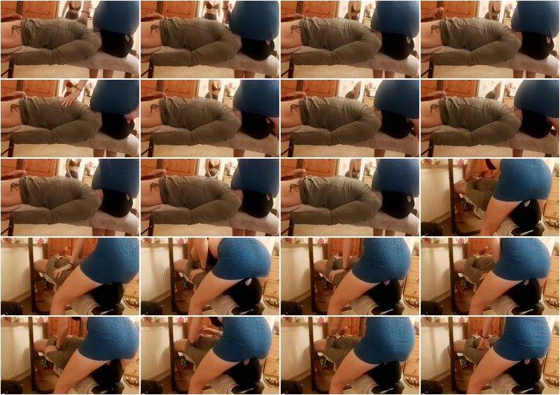 Femdom Facesitting And Facegrinding In Skirt - Clips4sale (HD 720p)