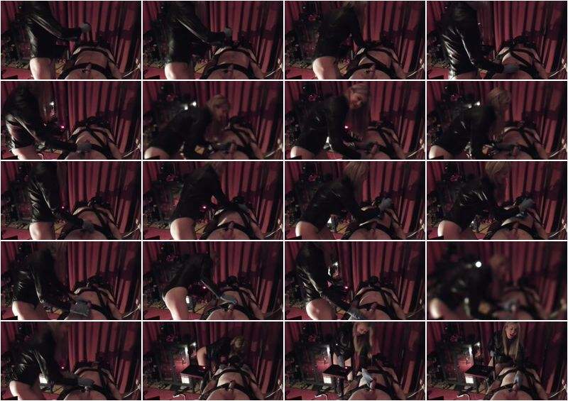 Gas Mask And Fed While I Turn Up The Electrics - Clips4sale (HD 720p)