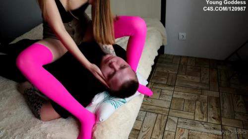 Pulsing His Neck In Knee Socks - YoungGoddess (FullHD 1080p)