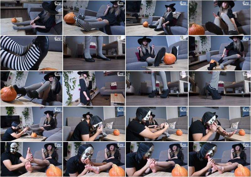 Halloween Feet - Magic Foot Worship In Night Of Halloween - CzechSoles (FullHD 1080p)