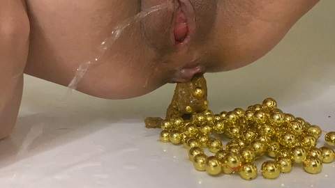 p00girl starring in Christmas beads from the shit in the ass - ScatShop (FullHD 1080p / Scat)