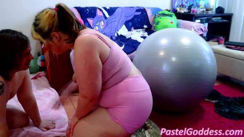 Amazon Fitness Trainer Facefarts A Loser - PastelGoddess (FullHD 1080p)