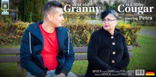 Alex Q (30), Petra (EU) (61) starring in Granny Petra takes home a young stranger for steamy hot sex! - Mature.nl (FullHD 1080p)