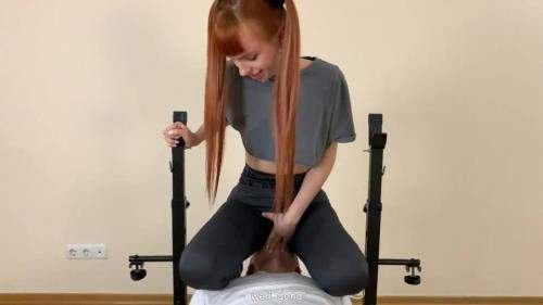 Pussy Worship In Yoga Pants By Pigtailed Stepsister Kira And Her Subby Stepbrother - PetitePrincessFemdom (FullHD 1080p)