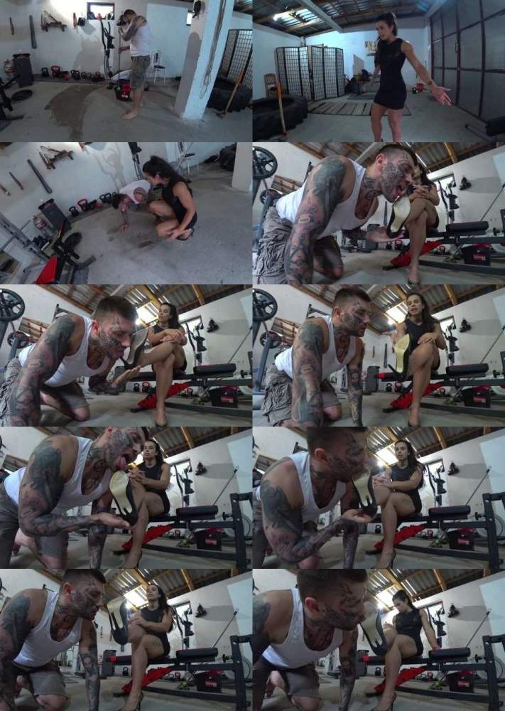 Gymbabe Angry Gym Wife Iii Shoe Humiliation - Clips4sale (FullHD 1080p)