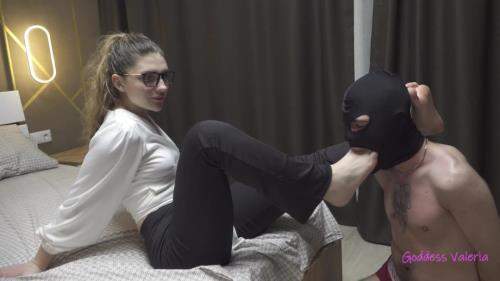 Gag On Them You Pathetic Male Bitch - GoddessValeria (FullHD 1080p)