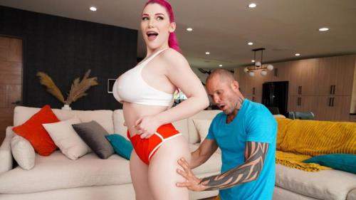 Lily Lou starring in Fucking For Fitness - BrazzersExxtra, Brazzers (HD 720p)