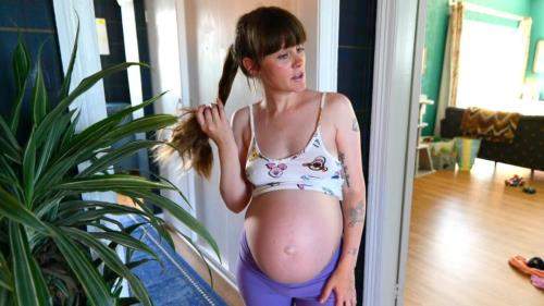 Sydney Harwin starring in Pregnant Sister Moves In (FullHD 1080p)