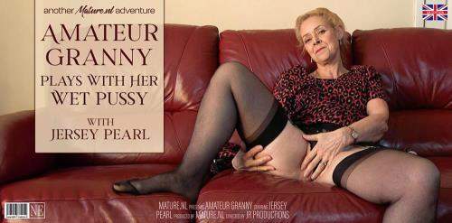 Jersey Pearl (EU) (66) starring in Amateur granny Jersey Pearl plays with her wet pussy on the couch - Mature.nl (FullHD 1080p)