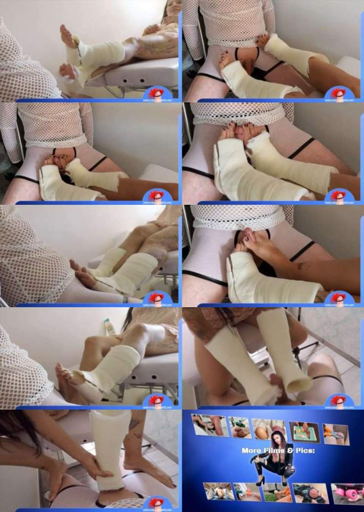 Crazy Samanta starring in Cast Footjob - Gips Footjob Cast Footjob Foot Fetish (FullHD 1080p)