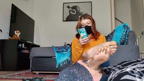 Go Suck My Big Feet - GoddessGrazi (FullHD 1080p)